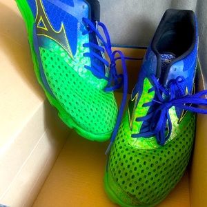 Mizuno Wave Size 13